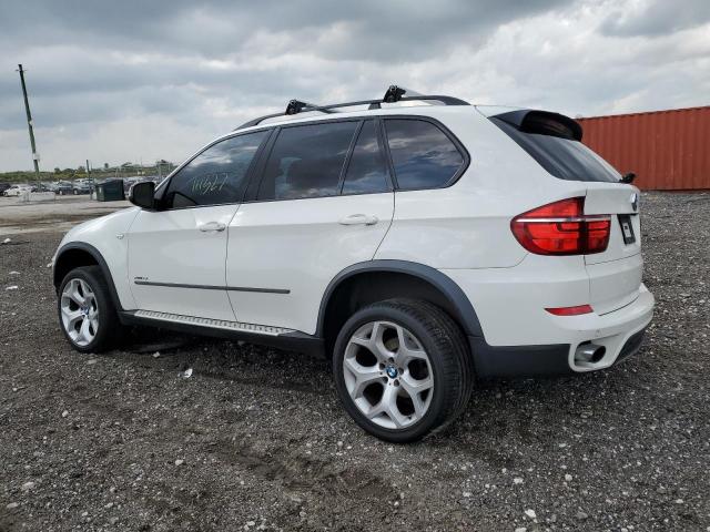 5UXZV4C52BL406840 - 2011 BMW X5 XDRIVE35I WHITE photo 2