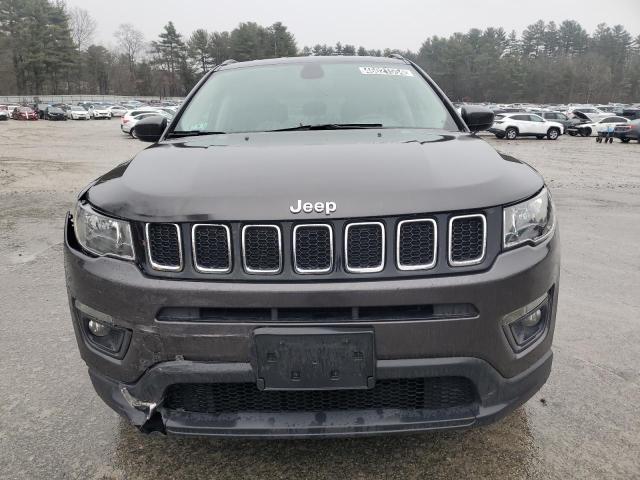 3C4NJDBB1LT148657 - 2020 JEEP COMPASS LATITUDE GRAY photo 5