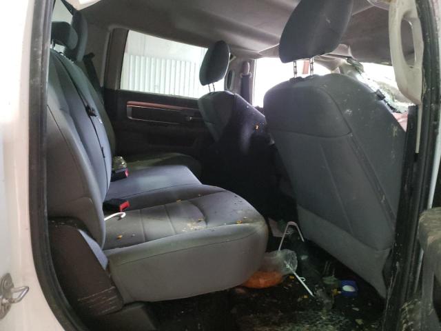 3C6UR5DL4HG652210 - 2017 RAM 2500 SLT თეთრი ფოტო 10