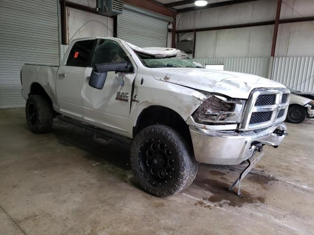 3C6UR5DL4HG652210 - 2017 RAM 2500 SLT თეთრი ფოტო 4