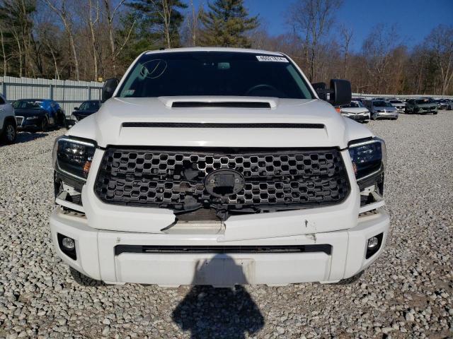 5TFUY5F16KX801033 - 2019 TOYOTA TUNDRA DOUBLE CAB SR/SR5 WHITE photo 5
