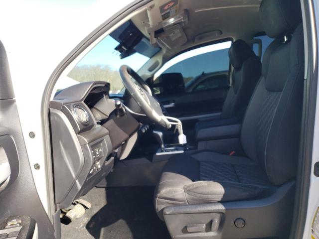 5TFUY5F16KX801033 - 2019 TOYOTA TUNDRA DOUBLE CAB SR/SR5 WHITE photo 7