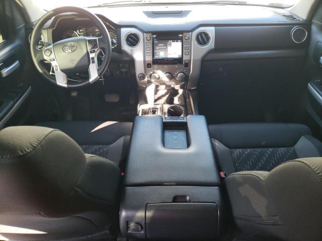 5TFUY5F16KX801033 - 2019 TOYOTA TUNDRA DOUBLE CAB SR/SR5 WHITE photo 8