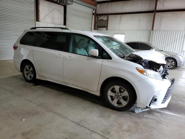 5TDKZ3DC3JS964093 - 2018 TOYOTA SIENNA LE WHITE photo 4