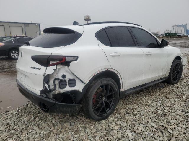 ZASPAKBN6K7C38467 - 2019 ALFA ROMEO STELVIO TI თეთრი ფოტო 3