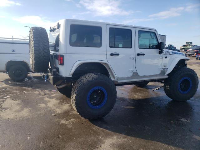 1C4HJWEGXGL144771 - 2016 JEEP WRANGLER U SAHARA WHITE photo 3