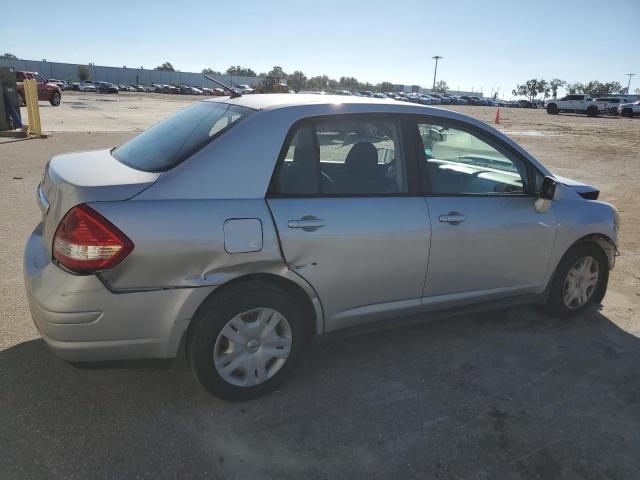 3N1BC1AP0AL380112 - 2010 NISSAN VERSA S SILVER photo 3