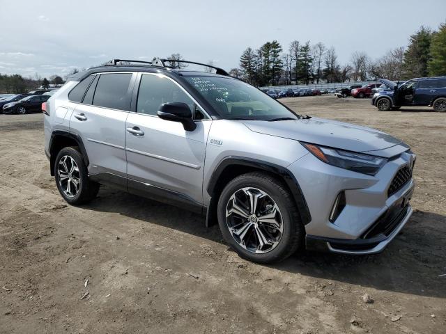 JTMEB3FV7PD165230 - 2023 TOYOTA RAV4 PRIME XSE SILVER photo 4