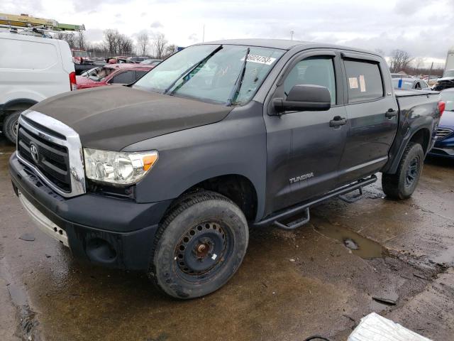 5TFDY5F15CX246593 - 2012 TOYOTA TUNDRA CREWMAX SR5 GRAY photo 1