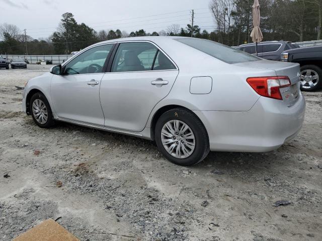 4T1BF1FK0CU027360 - 2012 TOYOTA CAMRY BASE SILVER photo 2