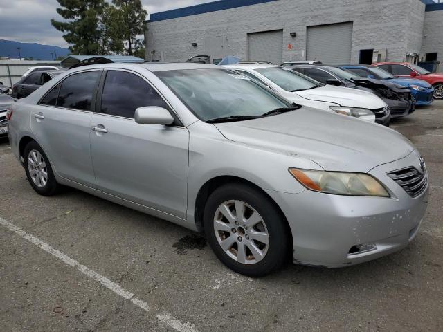 JTNBB46K973027060 - 2007 TOYOTA CAMRY HYBRID SILVER photo 4