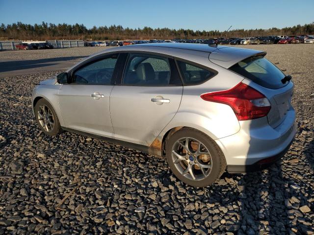 1FADP3K26EL171912 - 2014 FORD FOCUS SE SILVER photo 2