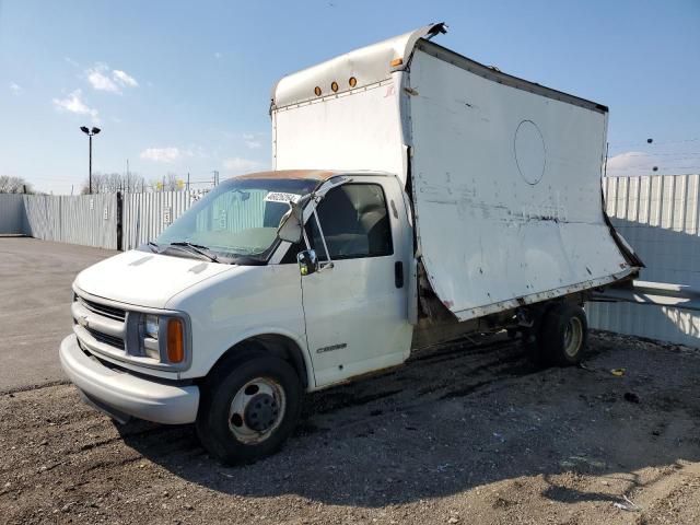 1GBJG31R011109458 - 2001 CHEVROLET EXPRESS CU G3500 WHITE photo 1