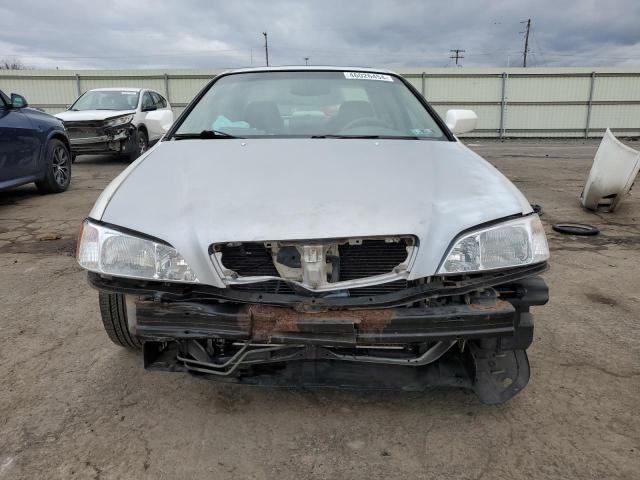 19UUA56601A029308 - 2001 ACURA 3.2TL WHITE photo 5