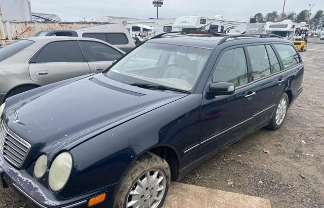 WDBJH82JXYX030349 - 2000 MERCEDES-BENZ E 320 4MATIC BLUE photo 2