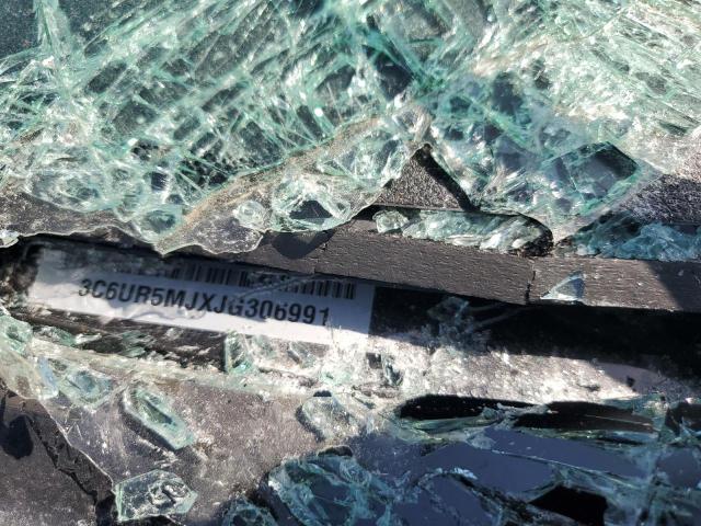 3C6UR5MJXJG306991 - 2018 RAM 2500 SLT შავი ფოტო 12