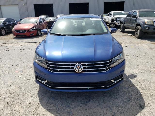 1VWBT7A3XHC001083 - 2017 VOLKSWAGEN PASSAT SE BLUE photo 5