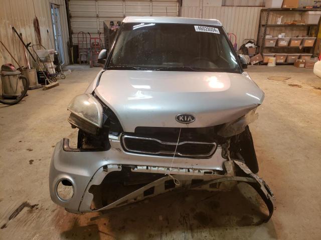 KNDJT2A6XC7370314 - 2012 KIA SOUL + SILVER photo 5