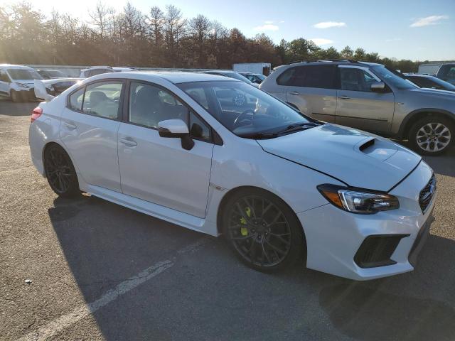 JF1VA2W60J9835402 - 2018 SUBARU WRX STI LIMITED WHITE photo 4