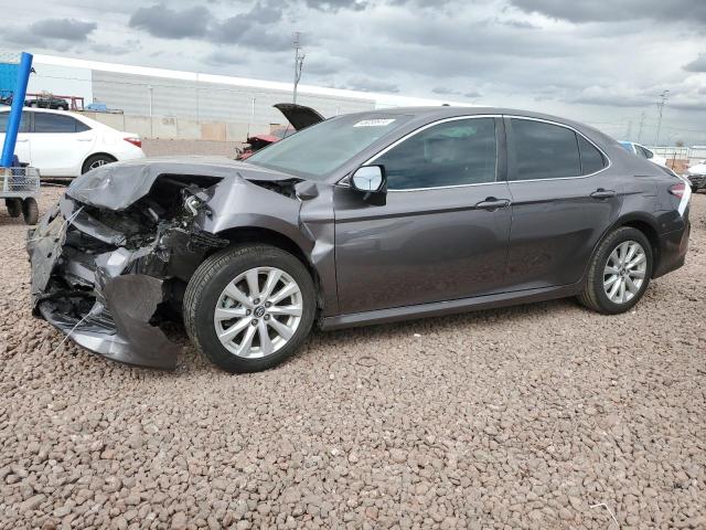 4T1B11HK3JU157478 - 2018 TOYOTA CAMRY L GRAY photo 1