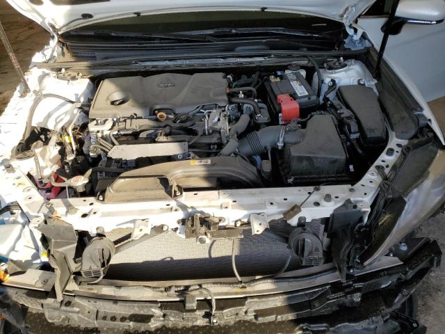 4T1F11AK0LU884060 - 2020 TOYOTA CAMRY XLE WHITE photo 11