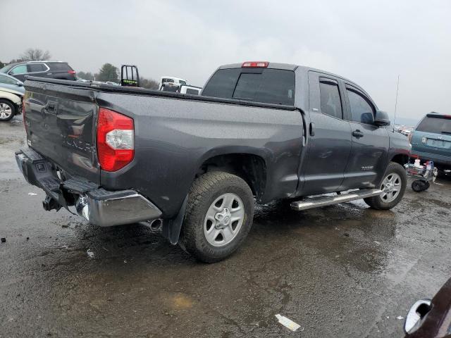 5TFUM5F11HX071374 - 2017 TOYOTA TUNDRA DOUBLE CAB SR/SR5 GRAY photo 3