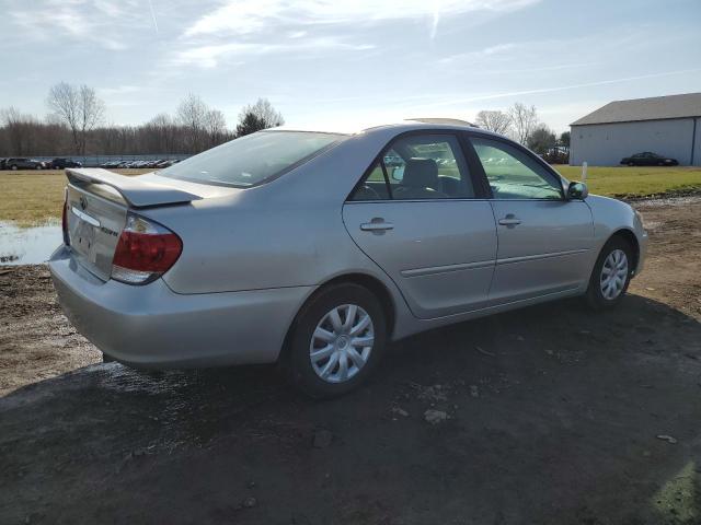 4T1BE32K16U734900 - 2006 TOYOTA CAMRY LE SILVER photo 3