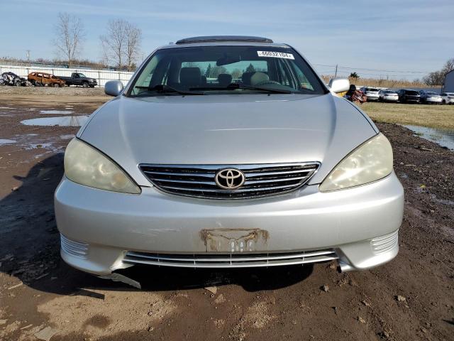 4T1BE32K16U734900 - 2006 TOYOTA CAMRY LE SILVER photo 5