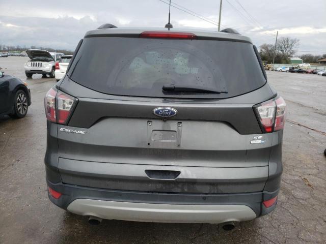 1FMCU9GDXHUB54049 - 2017 FORD ESCAPE SE GRAY photo 6