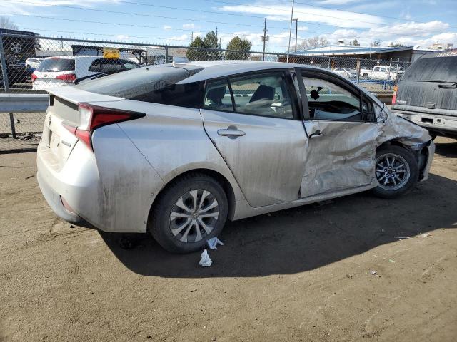 JTDL9RFU8K3007989 - 2019 TOYOTA PRIUS SILVER photo 3