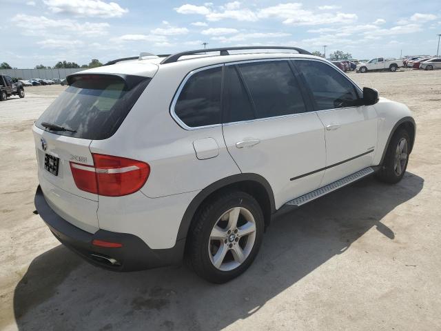 5UXFE8C55AL311939 - 2010 BMW X5 XDRIVE48I Biały zdjęcie 3