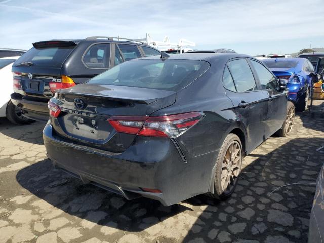 4T1T31AK2RU066352 - 2024 TOYOTA CAMRY SE NIGHT SHADE BLACK photo 3