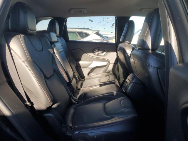 1C4PJMBX6JD562685 - 2018 JEEP CHEROKEE TRAILHAWK BLACK photo 11