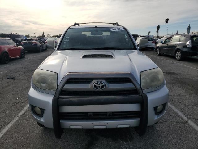 JTEBU14R160100320 - 2006 TOYOTA 4RUNNER SR5 SILVER photo 5