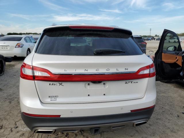 2LMPJ8LP1JBL43421 - 2018 LINCOLN MKX RESERVE WHITE photo 6