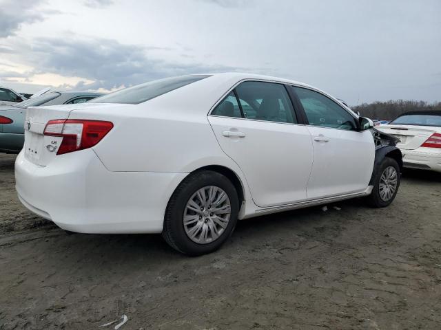 4T1BF1FK8CU164126 - 2012 TOYOTA CAMRY BASE WHITE photo 3