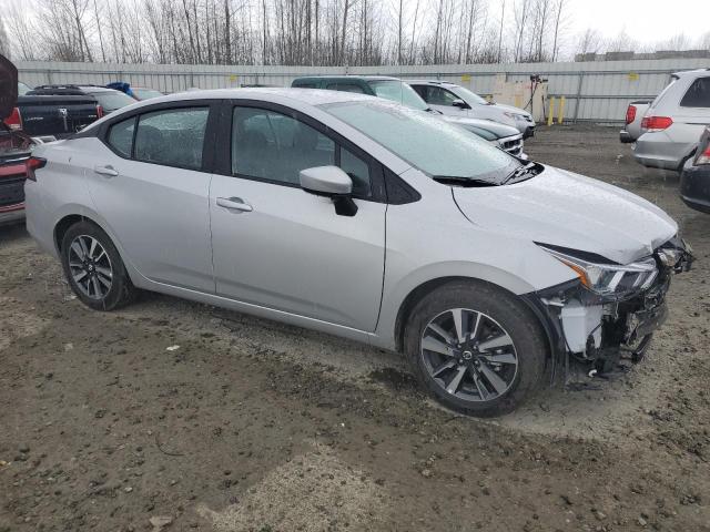 3N1CN8EV4NL861535 - 2022 NISSAN VERSA SV SILVER photo 4