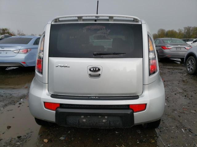 KNDJT2A24B7722525 - 2011 KIA SOUL + SILVER photo 6