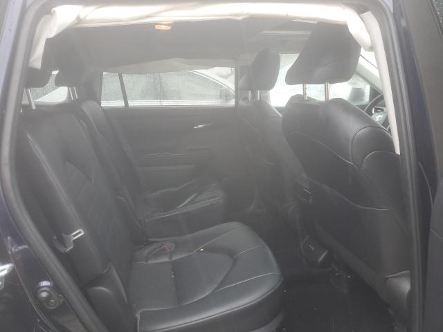 5TDGZRBH0NS580382 - 2022 TOYOTA HIGHLANDER XLE BLUE photo 11