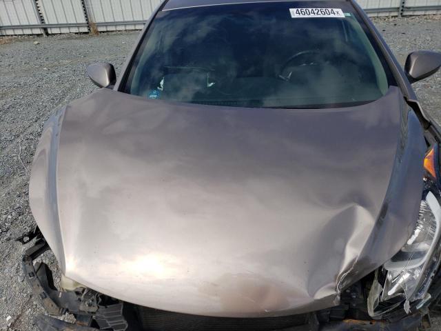 5NPDH4AE2FH642128 - 2015 HYUNDAI ELANTRA SE GOLD photo 11