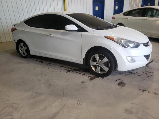 5NPDH4AE5DH179110 - 2013 HYUNDAI ELANTRA GLS WHITE photo 4