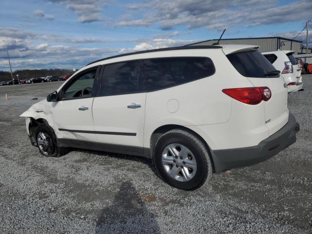 1GNKRFED7CJ318751 - 2012 CHEVROLET TRAVERSE LS WHITE photo 2