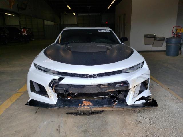 1G1FJ1R67J0132798 - 2018 CHEVROLET CAMARO ZL1 白色 照片 5
