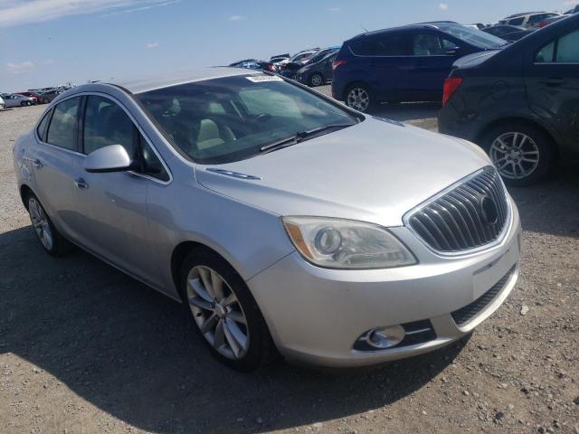 1G4PP5SKXC4152365 - 2012 BUICK VERANO SILVER photo 4