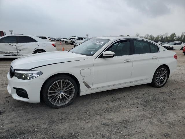 WBAJB1C52JB374673 - 2018 BMW 530XE WHITE photo 1
