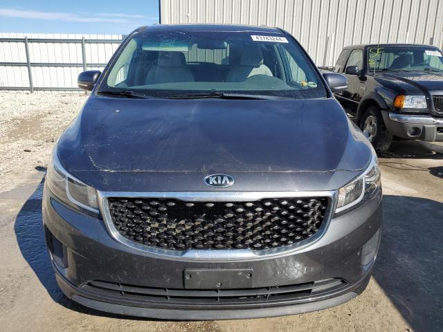 KNDMB5C15G6130537 - 2016 KIA SEDONA LX BLACK photo 5