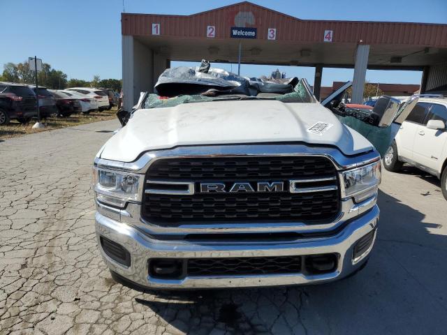 3C6UR5DL4NG119897 - 2022 RAM 2500 BIG HORN/LONE STAR WHITE photo 5