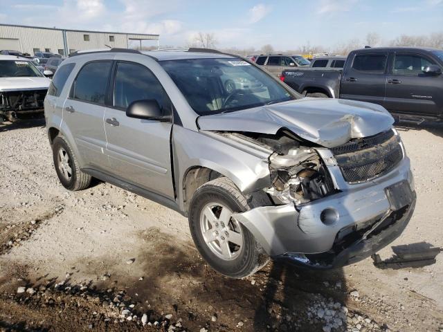 2CNDL13F886041442 - 2008 CHEVROLET EQUINOX LS SILVER photo 4