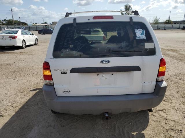 1FMYU03131KB99753 - 2001 FORD ESCAPE XLT WHITE photo 6