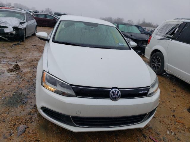 3VW637AJ2DM283972 - 2013 VOLKSWAGEN JETTA HYBRID WHITE photo 5